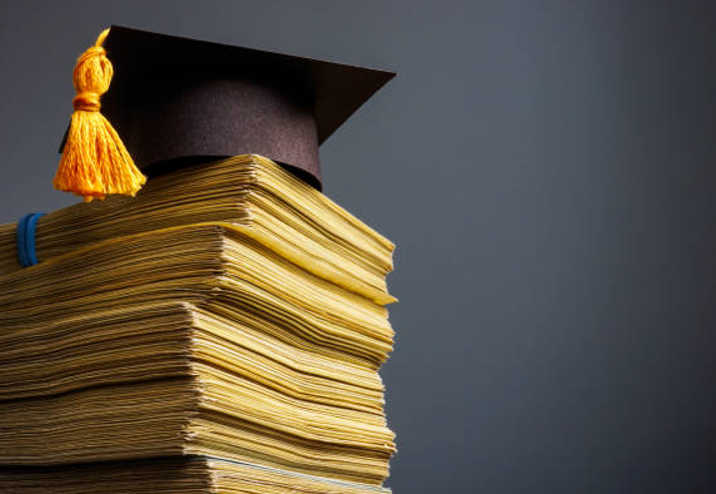 List of the Top Most Common Scholarship Essay Prompts and How to Answer Them